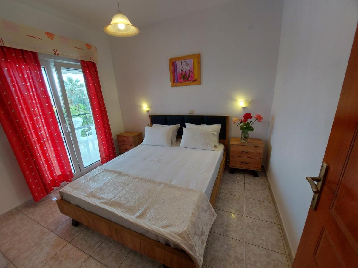 Apocalypsis Studios-Apartments Psakoudia Extérieur photo