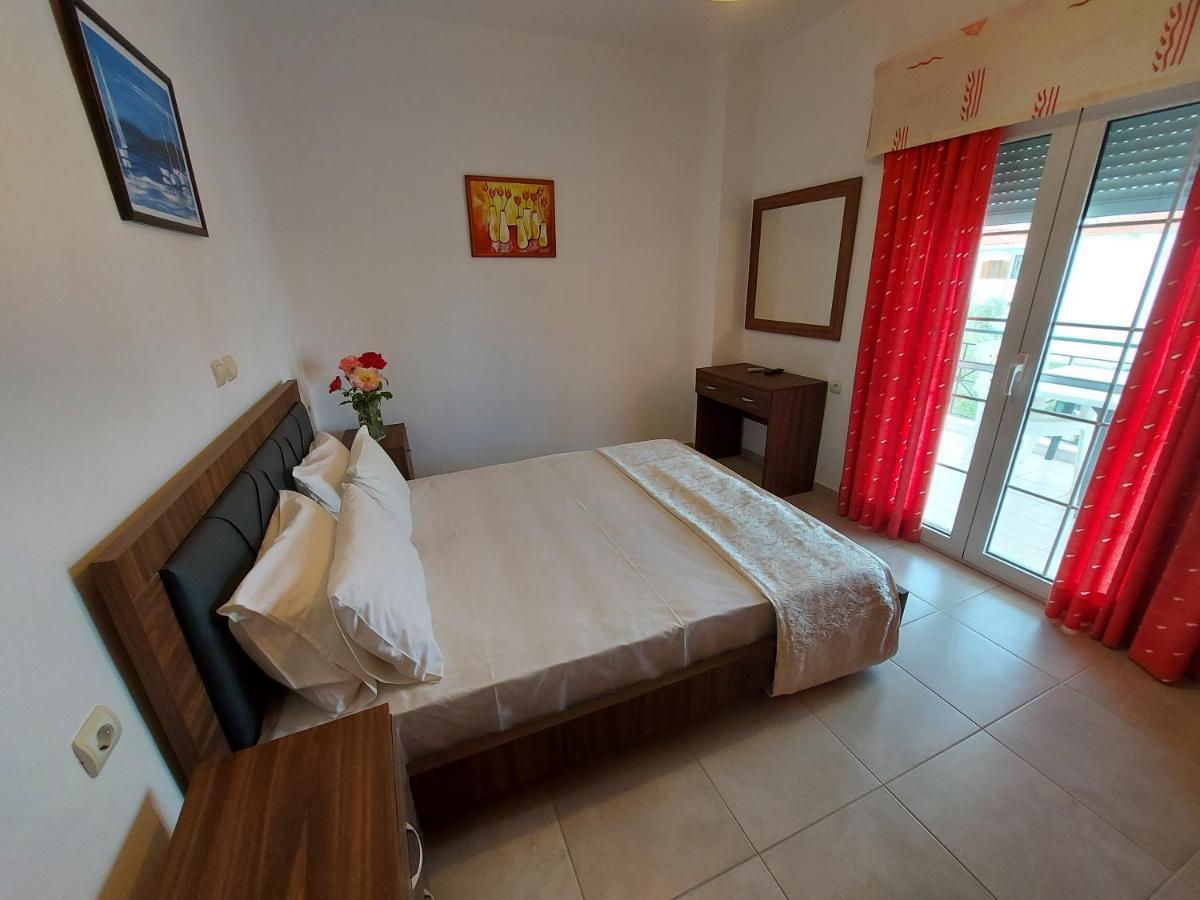 Apocalypsis Studios-Apartments Psakoudia Extérieur photo