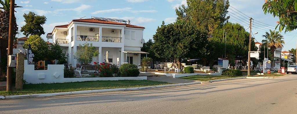 Apocalypsis Studios-Apartments Psakoudia Extérieur photo